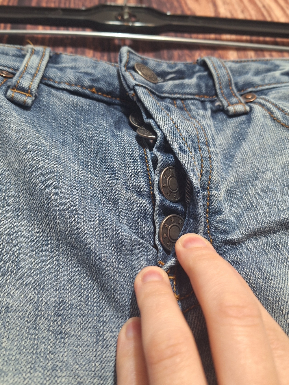 Free People Light Blue Denim Frayed Hem Shorts Size 26! - Picture 2 of 4